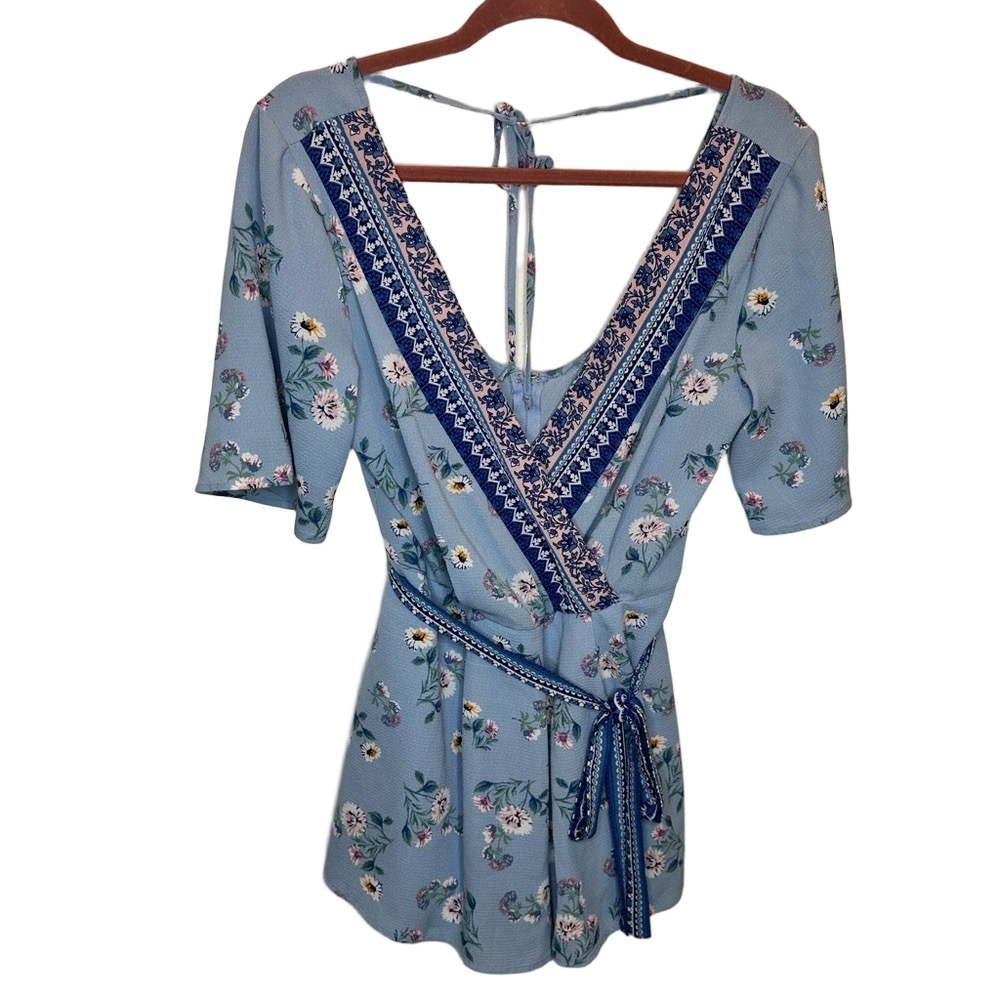 Trixxi Blue Floral Romper Size Medium